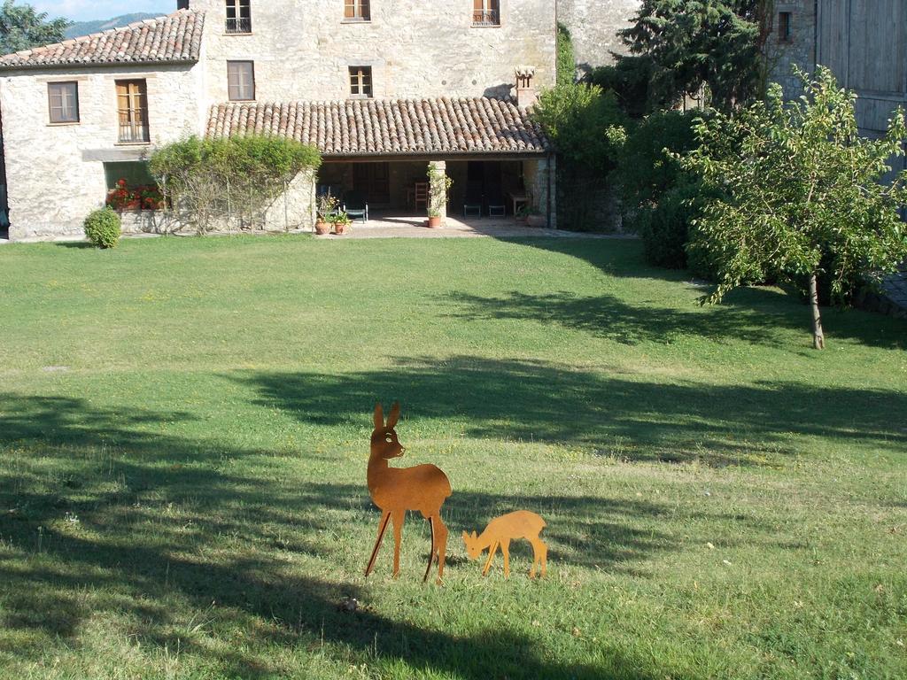 Country House "Locanda Le Querce" Affittacamere Frontino Esterno foto