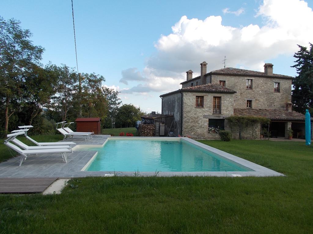 Country House "Locanda Le Querce" Affittacamere Frontino Esterno foto