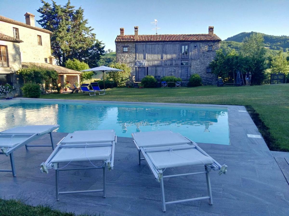 Country House "Locanda Le Querce" Affittacamere Frontino Esterno foto